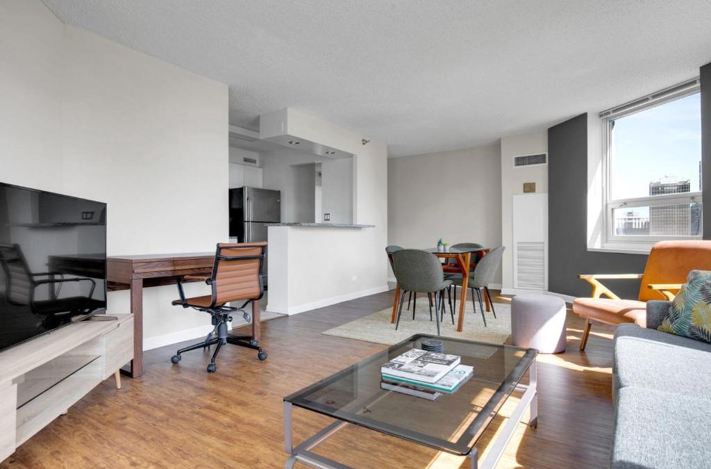 Rush and Division Apartment | River N 1BR w Gym WD nr Mag Mile CHI-85
