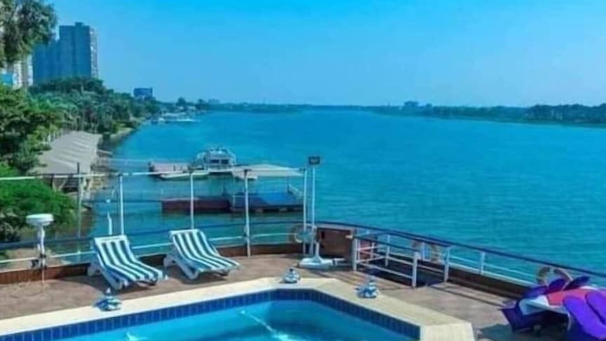 Qasr an-Nil Boat Rental | River Nile Boat
