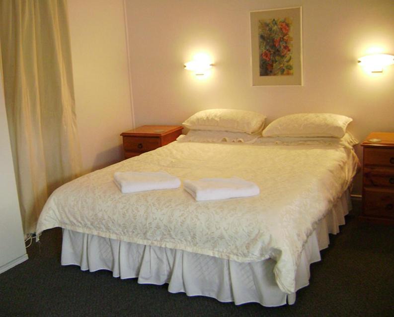 Casino Hotel | River Park Motor Inn