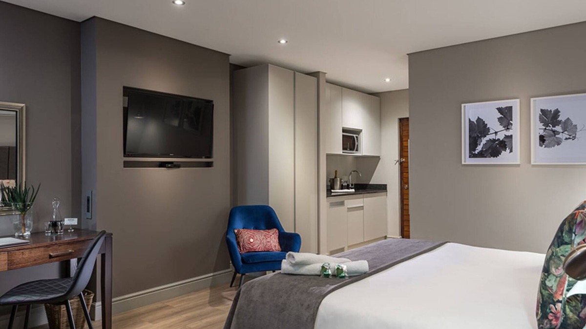Upington Bed & Breakfast | River Place Manor - Deluxe Double or Twin Room B
