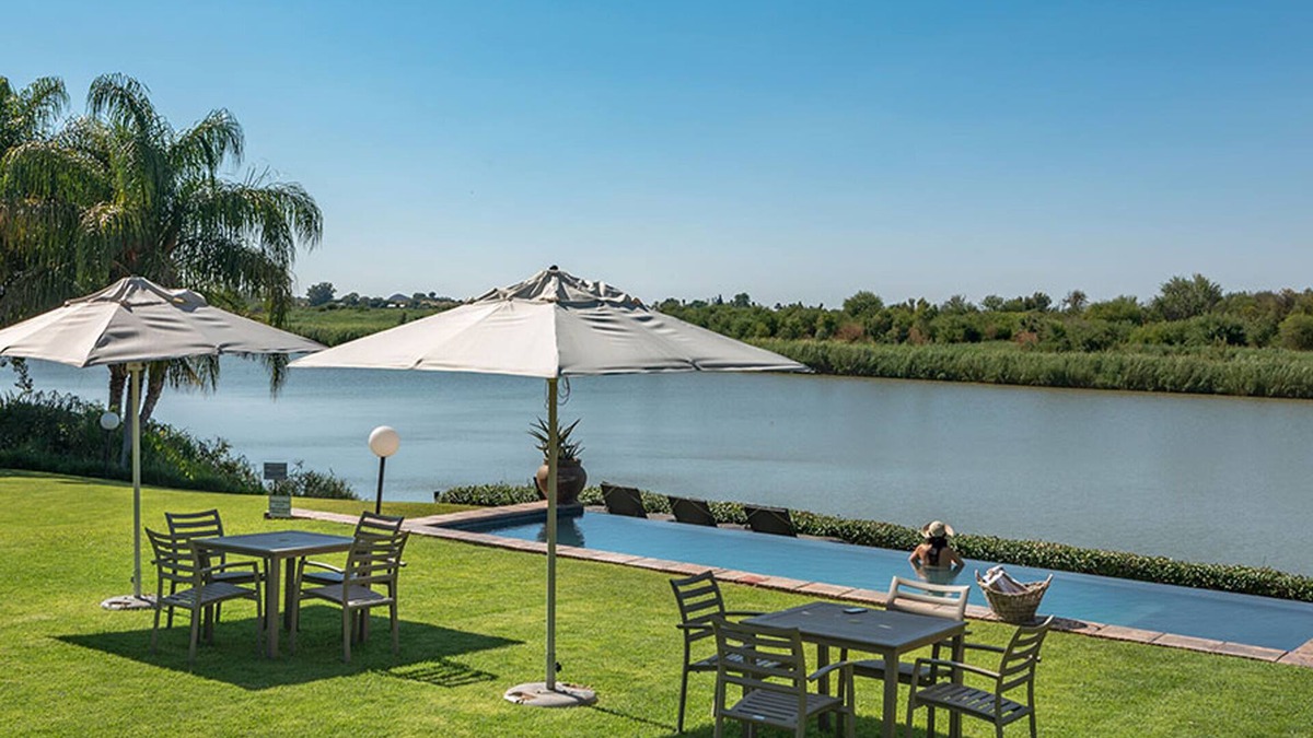 Upington Bed & Breakfast | River Place Manor - Family Room B