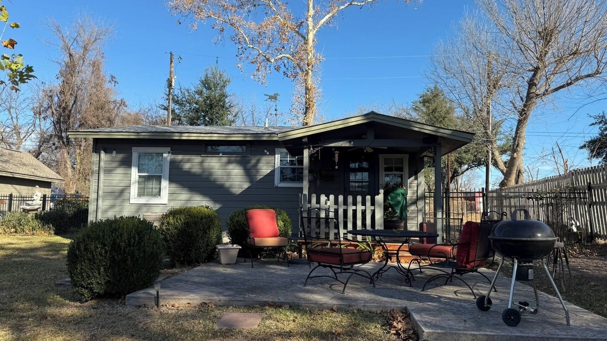 Buchanan Dam House | River Rd: Cozy retreat on Lake LBJ