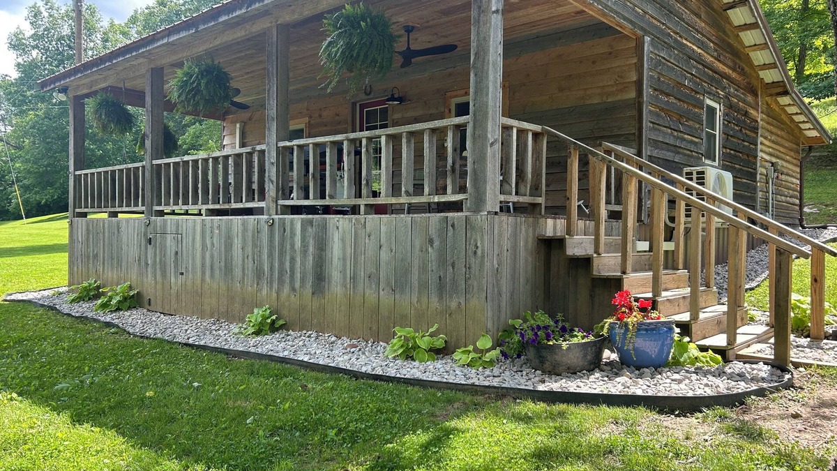 Keene Cabin | River Retreat: Private Cabin Getaway on the Bourbon Trail