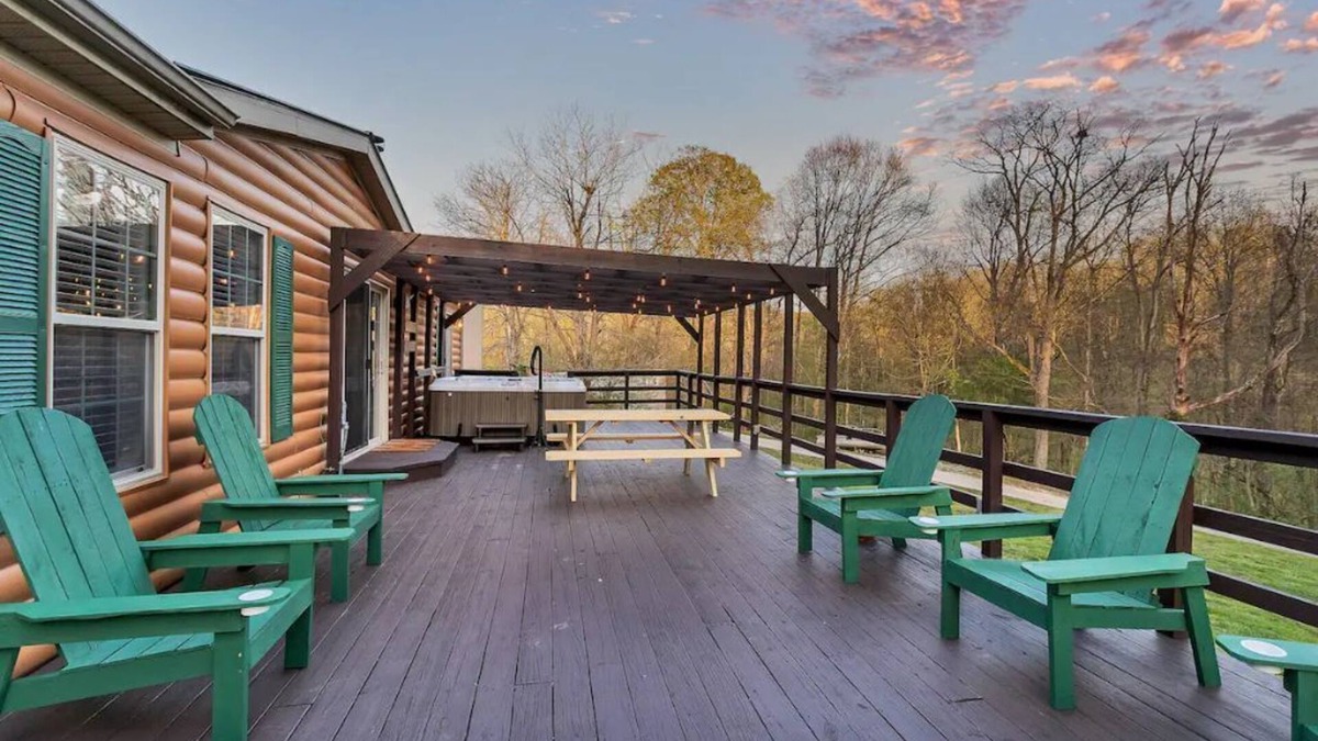 Leitchfield Cottage | River's Edge - Let us help you escape this summer!