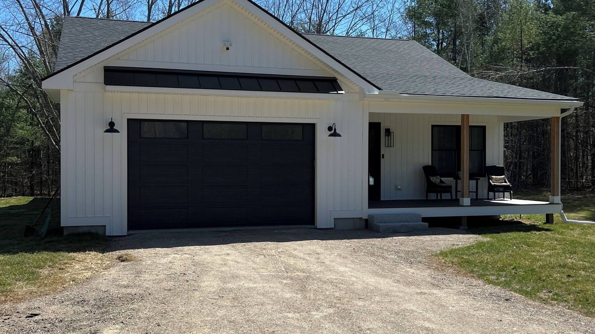 Fryeburg House | River’s Edge Retreat – A Cozy Home for Families & Friends