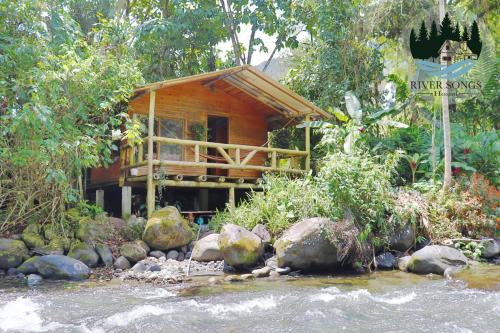 Mindo Hotel | River Song's Hotel