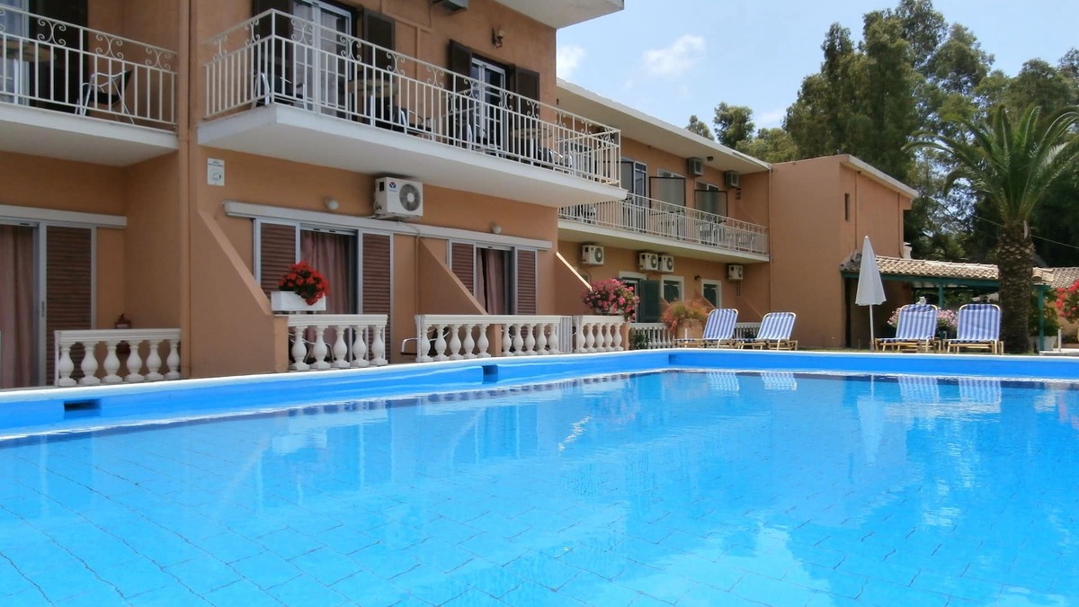 Messonghi Apartment | River studio 3 person with swimming pool