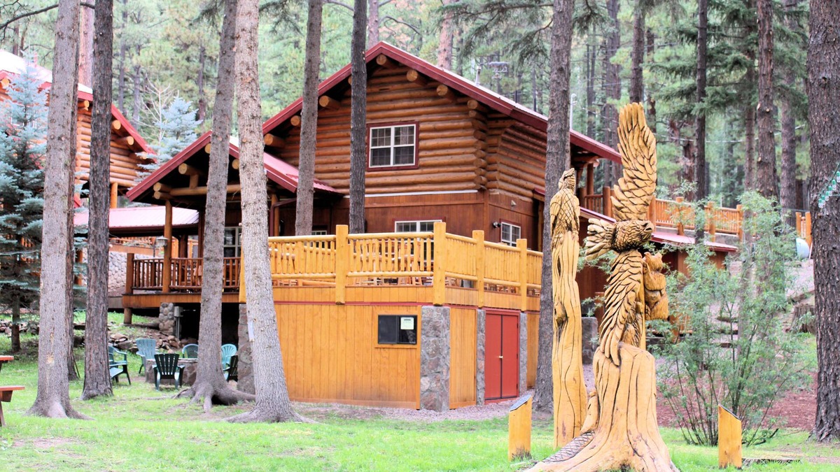 Greer Cabin | River Tranquility managed by Cabin Butler