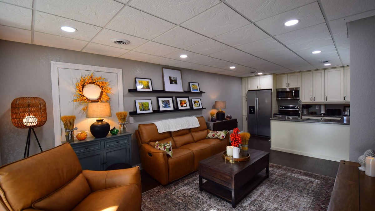 Iowa Falls Apartment | River View #2 - Cozy 1 bedroom apartment with a great view of the Iowa River.