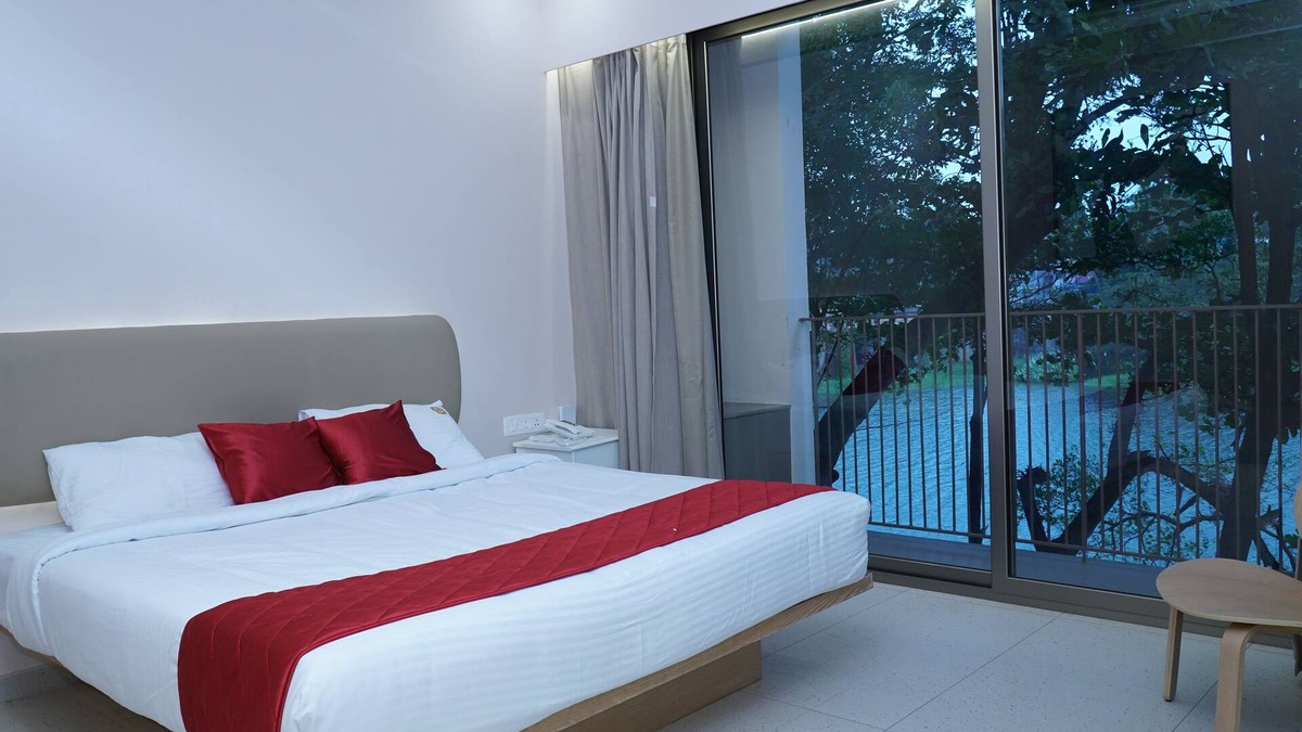 Palakkad Bed & Breakfast | River view bed & breakfast with AC, Breakfast & WiFi Complimentary