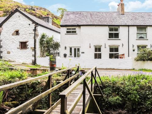 Penmaenmawr House | River View