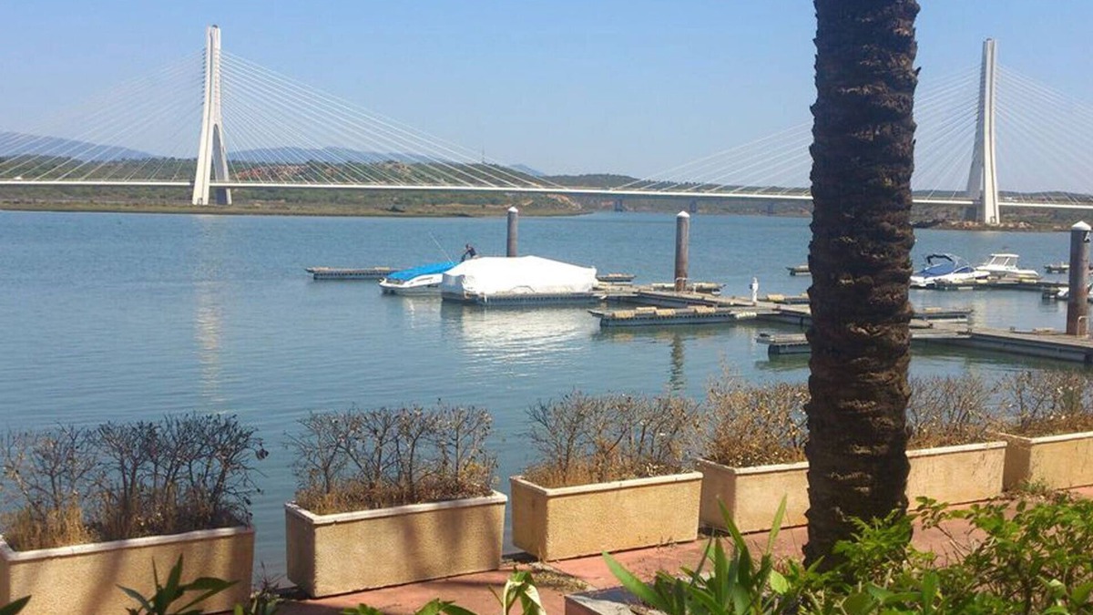 Mexilhoeira da Carregacao Apartment | River View House, 2 rooms, Algarve/House with River View, 2 rooms