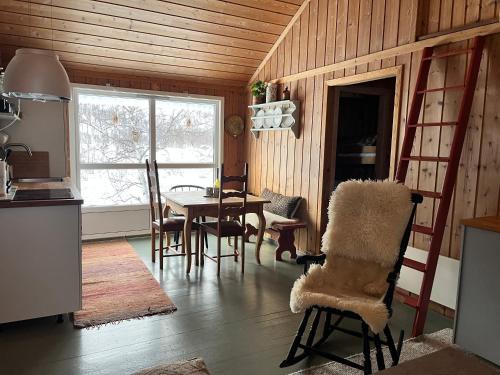 Hol Apartment | River view