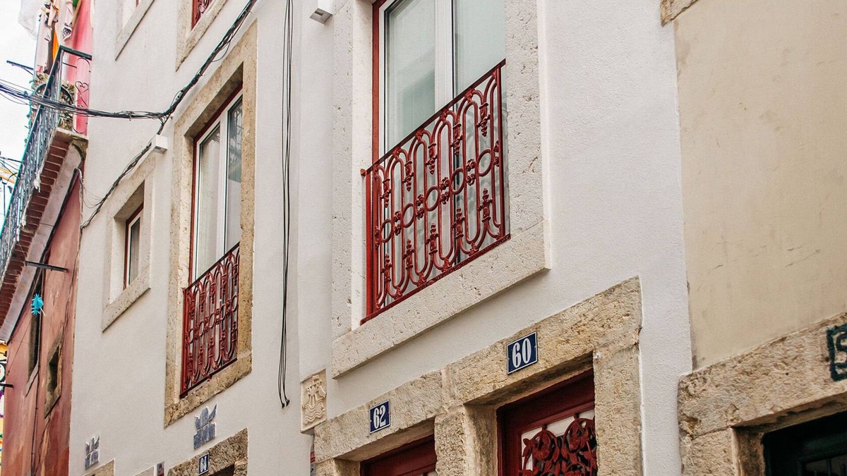 Santo Estevao Apartment | River view with terrace Portuguese Soul in picturesque Alfama, sleeps 5
