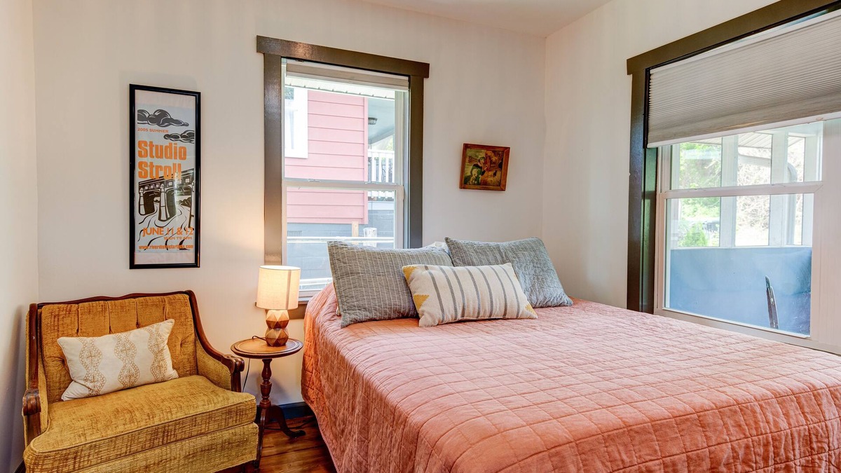 Woodfin House | River views, unbeatable proximity to downtown