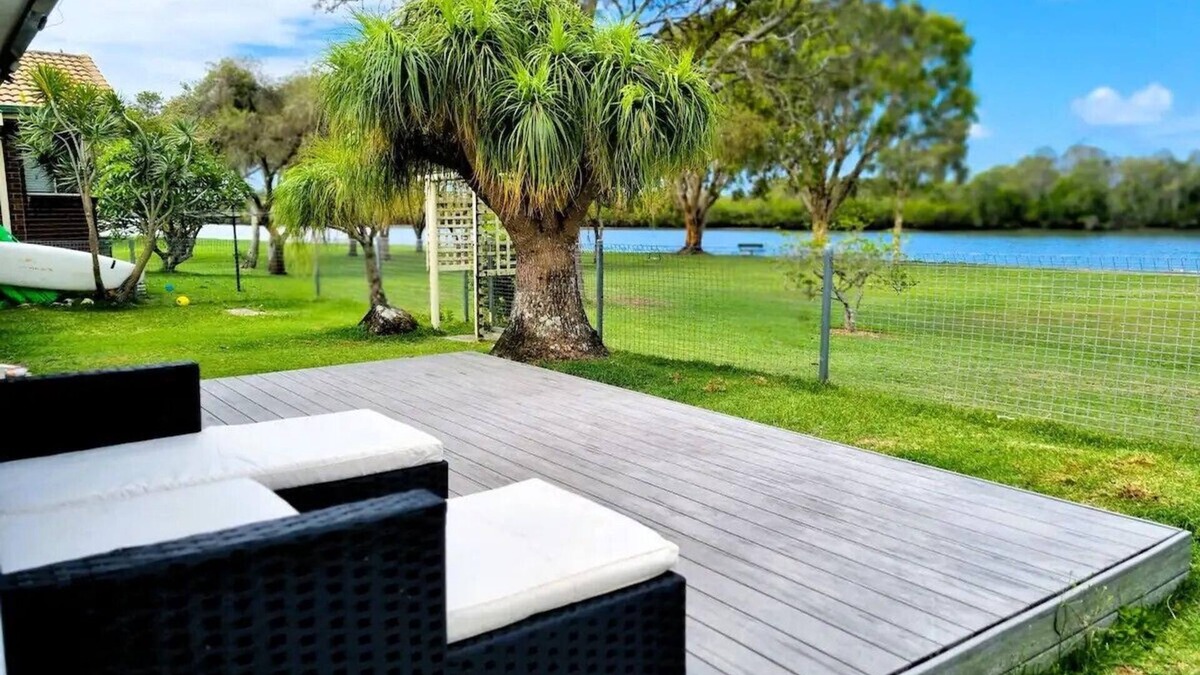 Tweed Heads West House | Riverfront