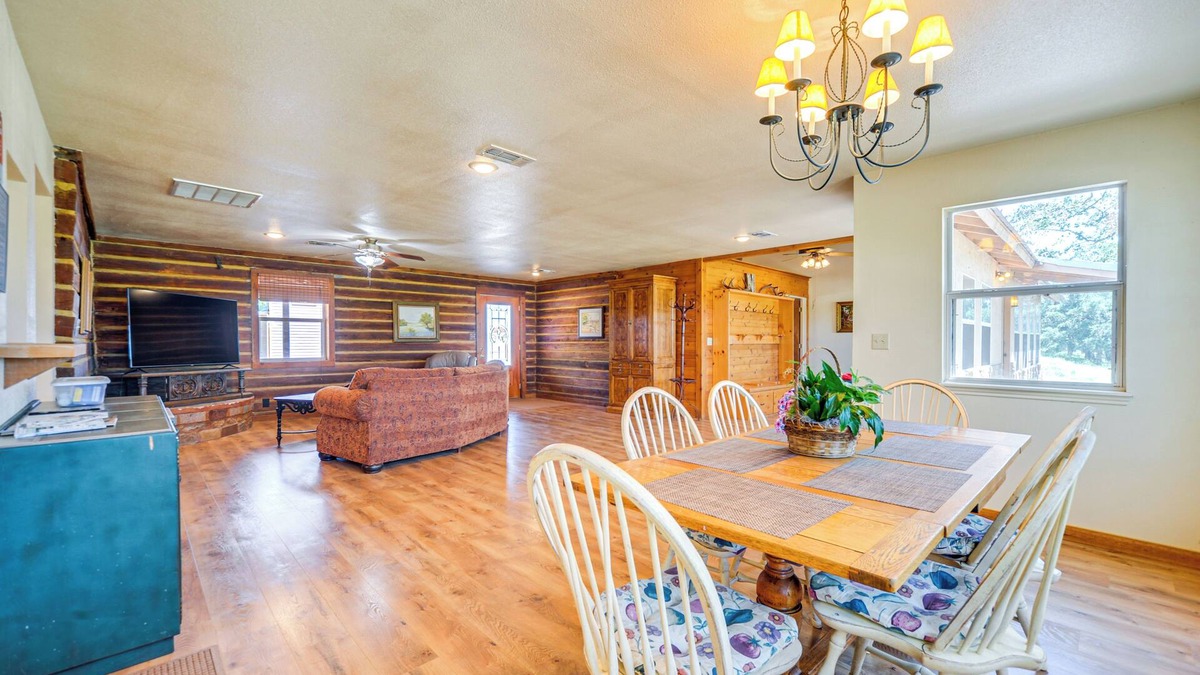 Brady House | Riverfront Brady Retreat on 25 Acres!