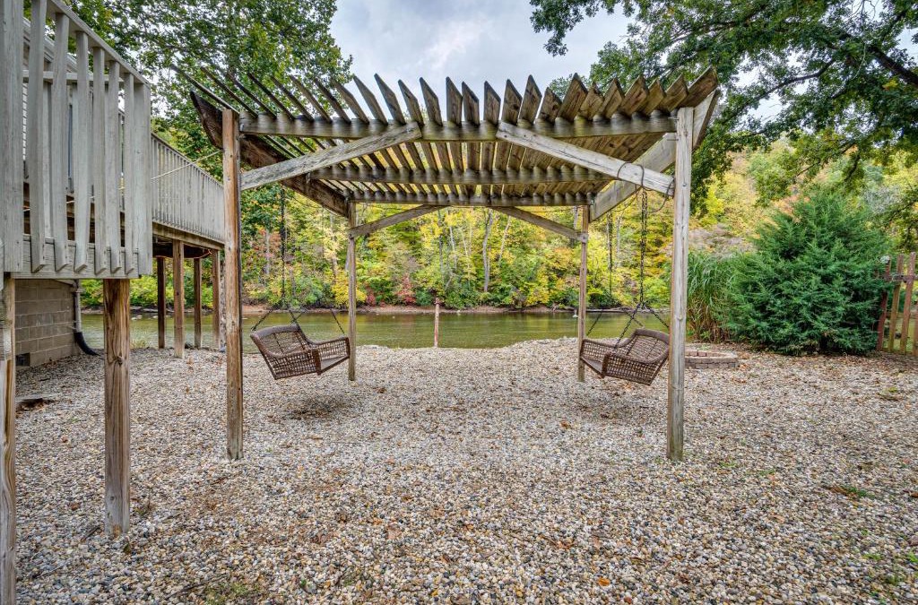 Rockfield House | Riverfront Brookston Retreat with Deck and River Tubes