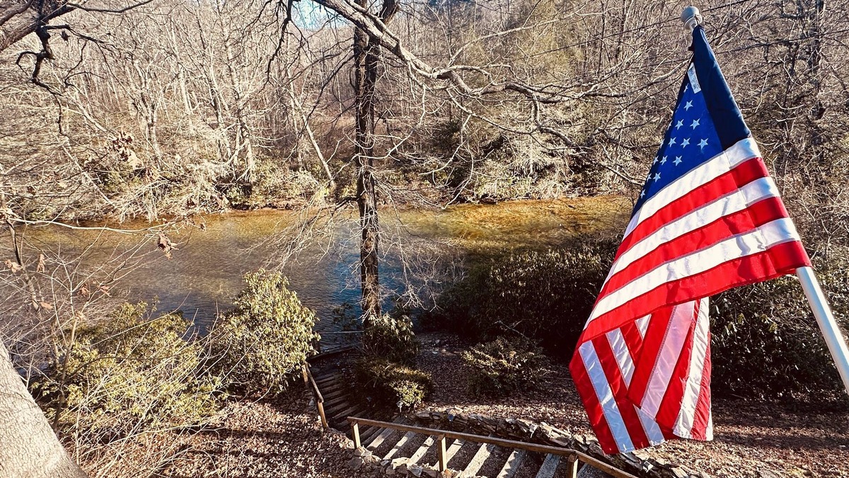 Burnsville Cabin | Riverfront direct access to trout river with tranquil views
