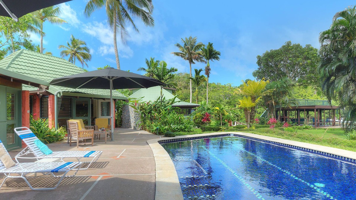 Pacific Harbour Villa | Riverfront estate, walking distance to everything, free WIFI, family friendly!