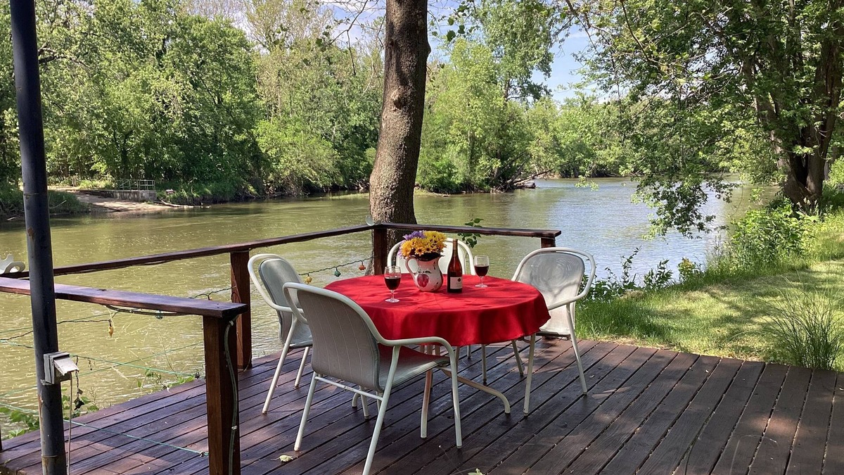 Grass Creek House | Riverfront house on the Tippecanoe River- Boo - Boo’s den - lower level