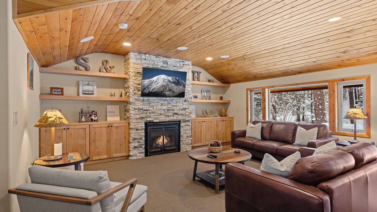 Naches Cabin | Riverfront luxury on White Pass with hot tub, firepit, and game room
