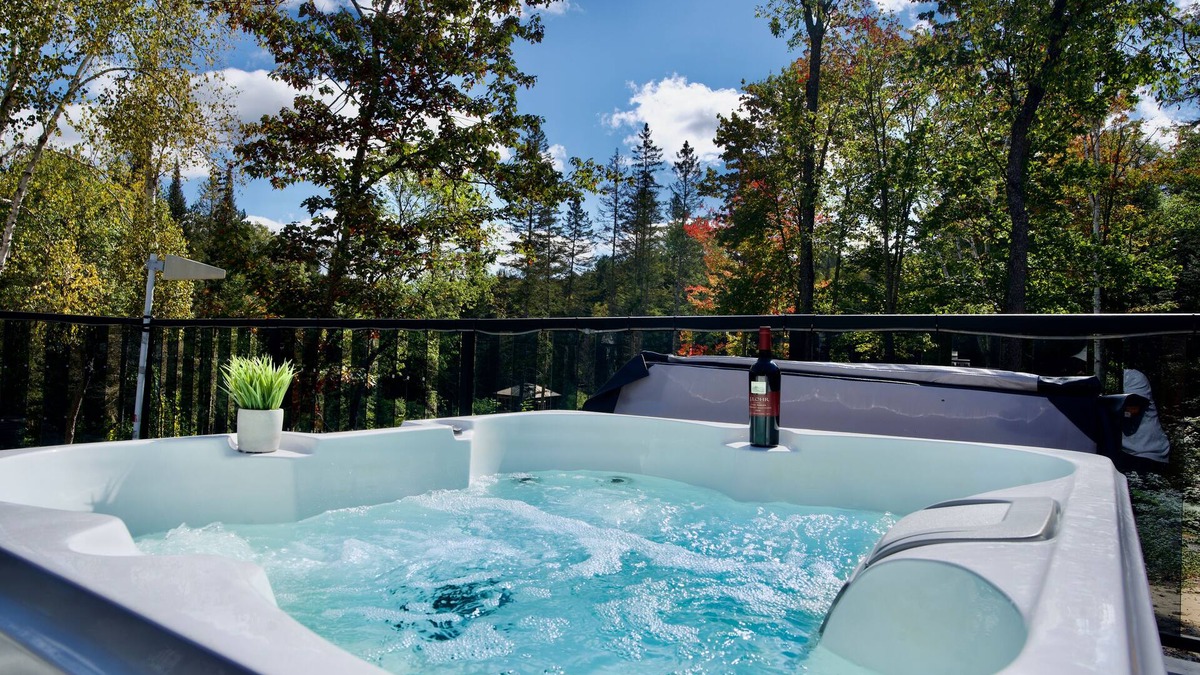 Strong Cottage | Riverfront Oasis on 55 Pvt Acres with Wifi , Sauna and Hot Tub