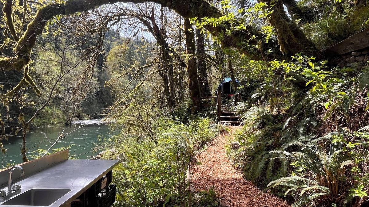 Kalama RV Rental | Riverfront Paradise Campground in Kalama