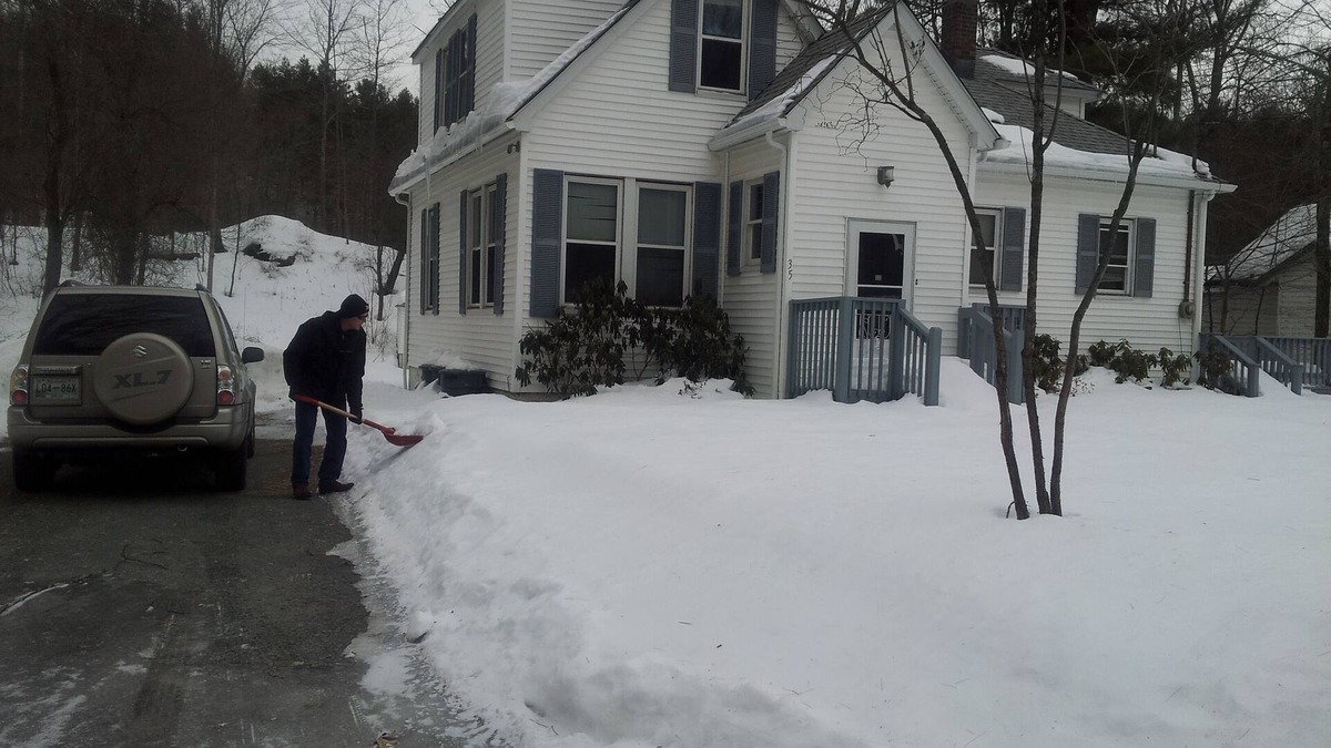 Monticello House | Riverfront Ski & Fishing retreat, steps from the slopes!