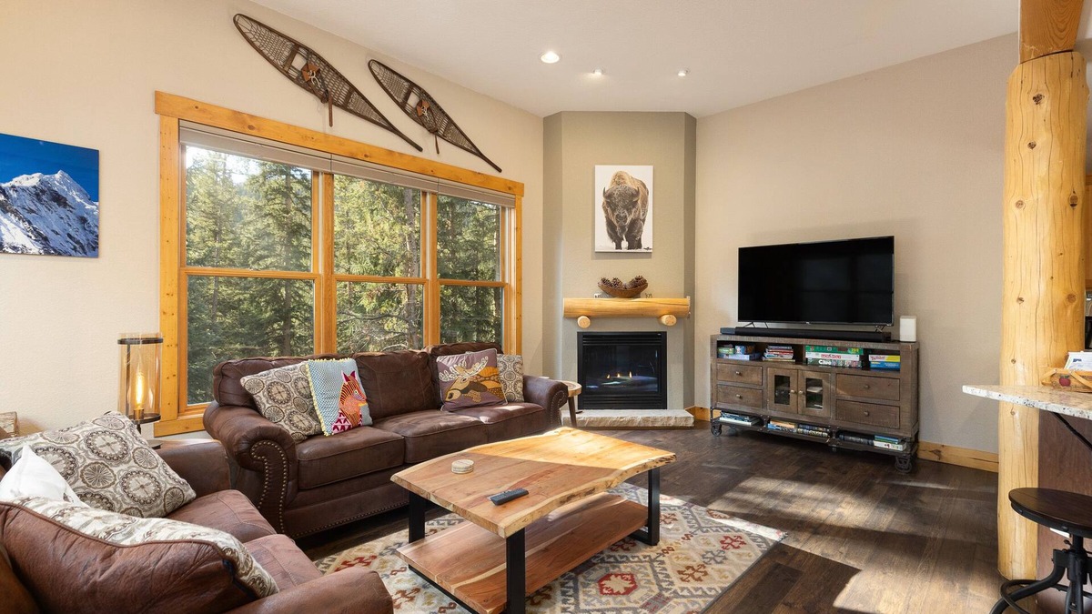 Keystone House | Riverfront Townhome/On Shuttle Route to Slopes/Hot Tub Access