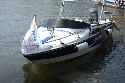 Mankombu Boat Rental | Riveria Boats