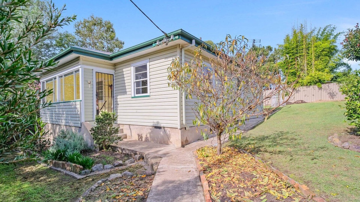 Gloucester House | RIVERLET - Heart of Gloucester town