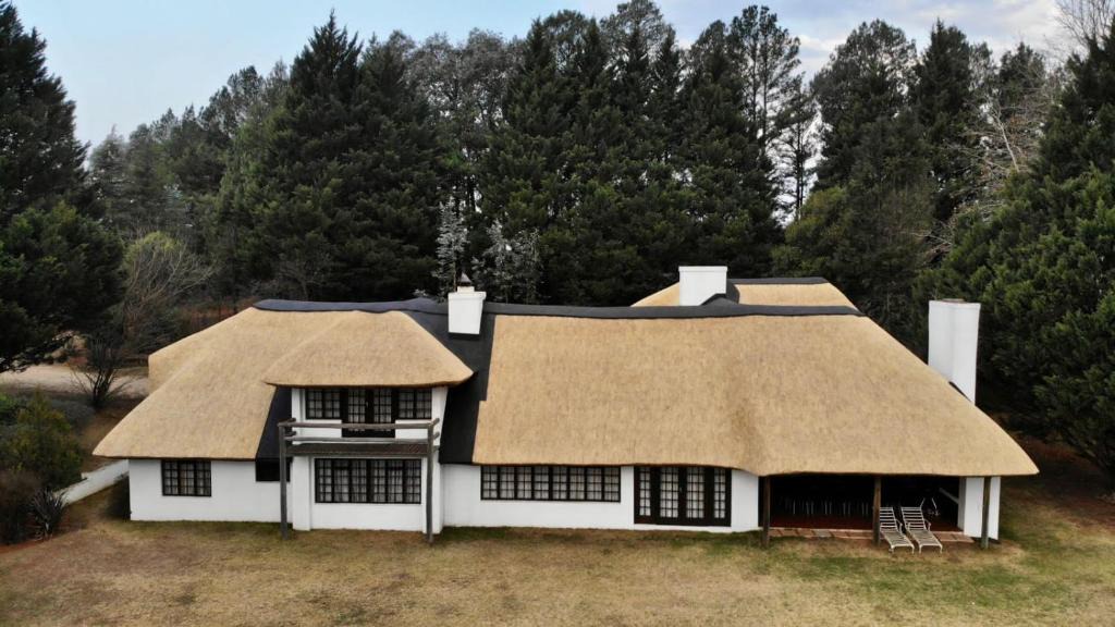 Himeville House | Rivermead