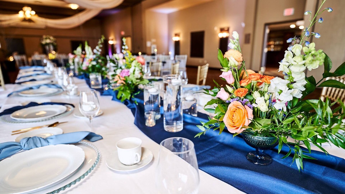 Rockland Hotel | RiverRock Inn & Conference Centre