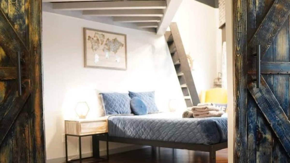 Niles Apartment | Rivers Edge Lofts - Unit 4