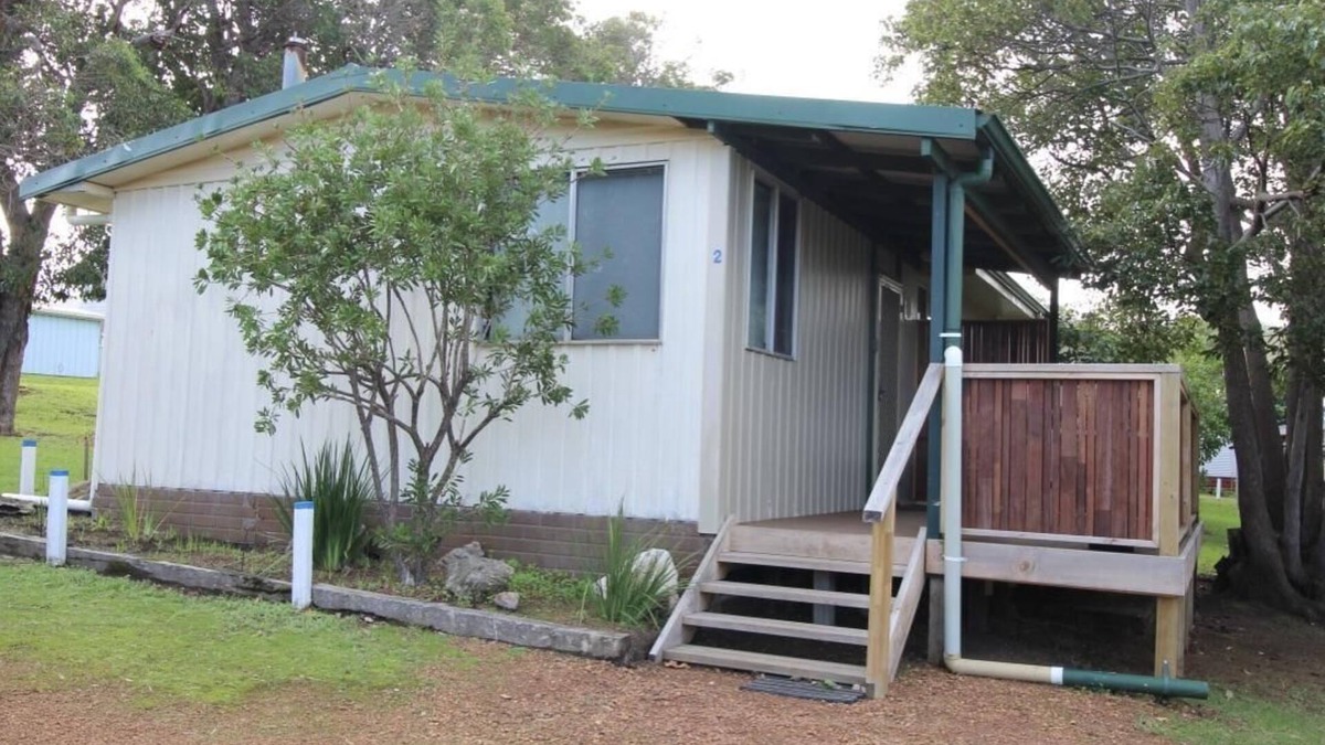 Augusta Cottage | Riverscape Cottage No.2 - Riverscape - unit 2 is an easy walk to the Blackwood River and cosy fire place
