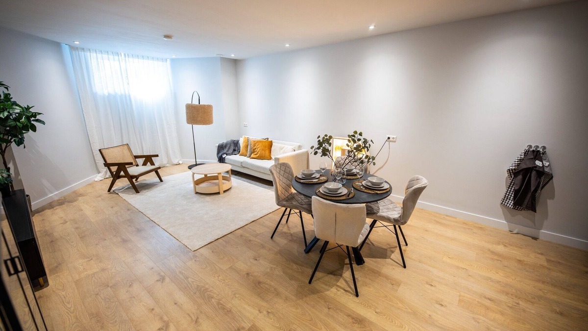 Hillegersberg-Zuid Apartment | Riverside 2BDR Apartment VPD
