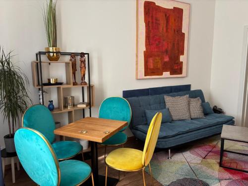 Vysehrad Apartment | Riverside apartment