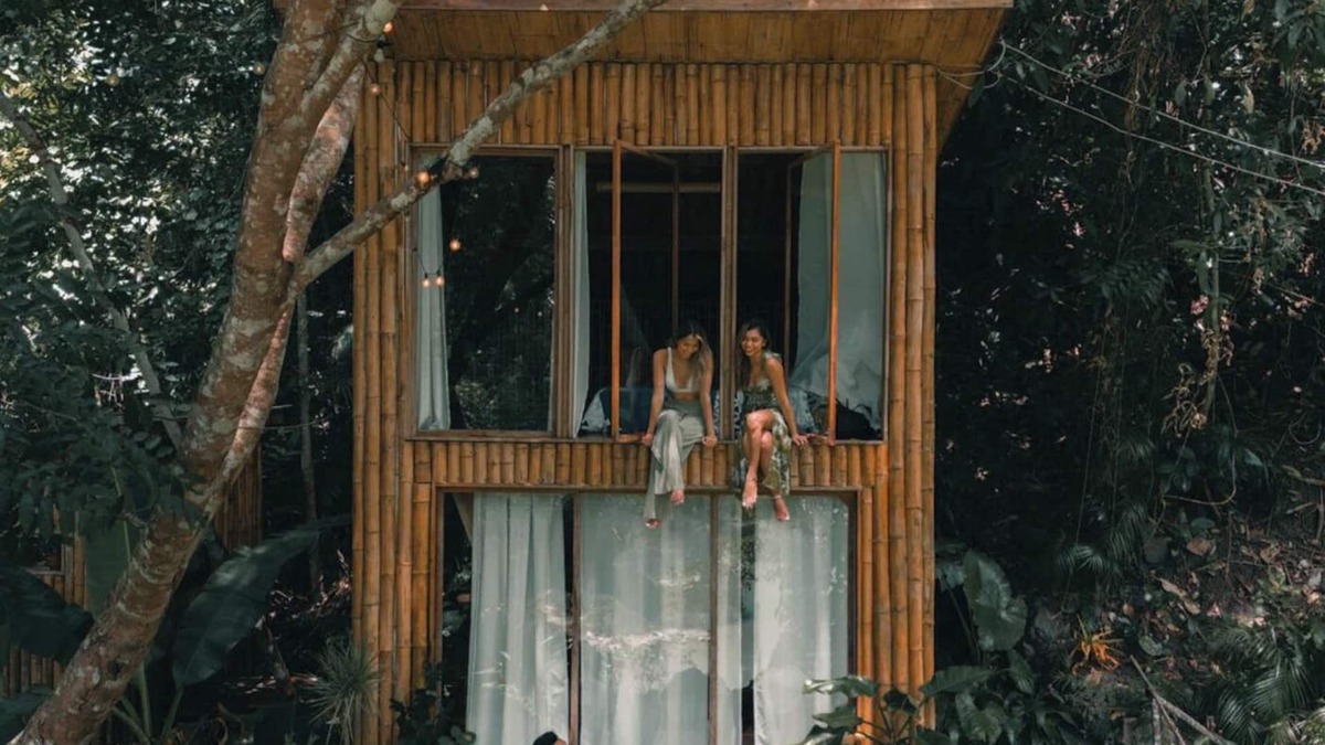 Lazi Cabin | Riverside Cabin near Cambugahay Falls With kitchen