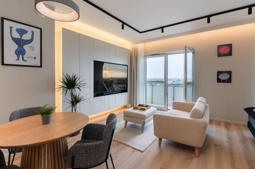 Rzeszow Apartment | Riverside City View & free parking