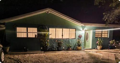 Edgewood House | Riverside Cottage in the City Woods
