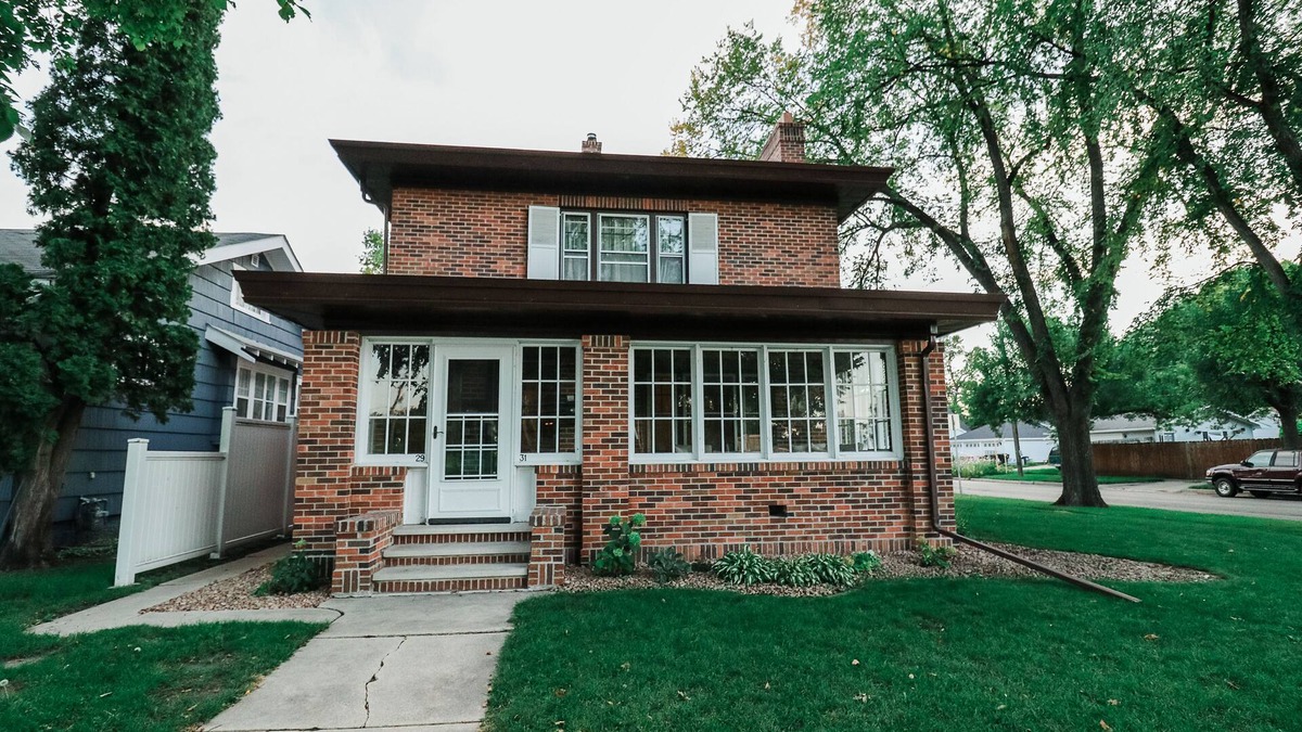 Grand Forks House | Riverside Duplex 2 Bdms