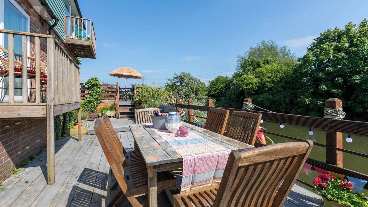 Rye House | Riverside escapenIden Rye