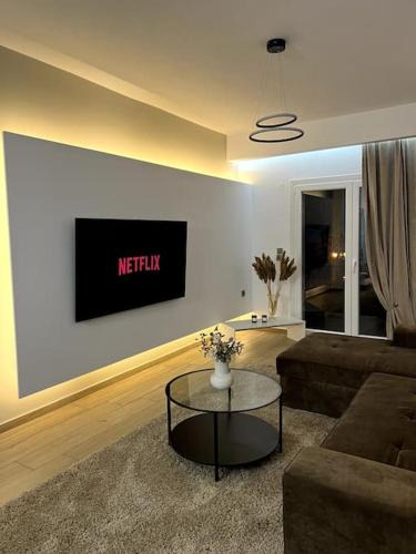 Florina Apartment | Riverside