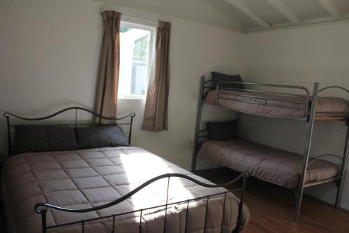 Herbert Cabin | Riverside Haven Lodge & Holiday Park