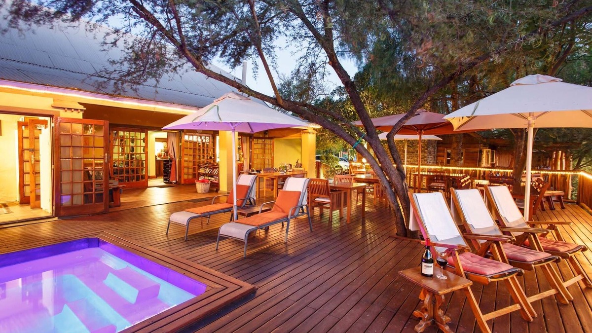 Oudtshoorn Bed & Breakfast | Riverside Lodge