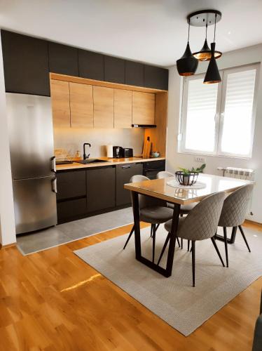 Pirot Apartment | Riverside LUX Apartment