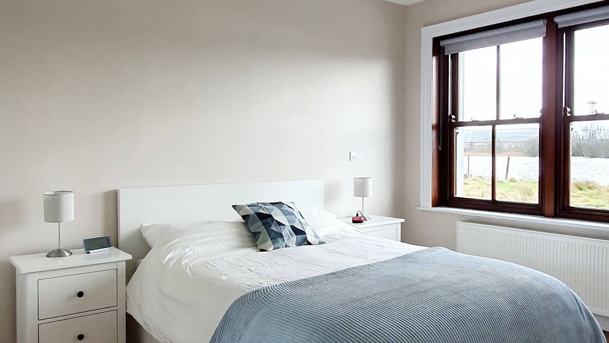 Ballyleague Apartment | Riverside Marina Apt