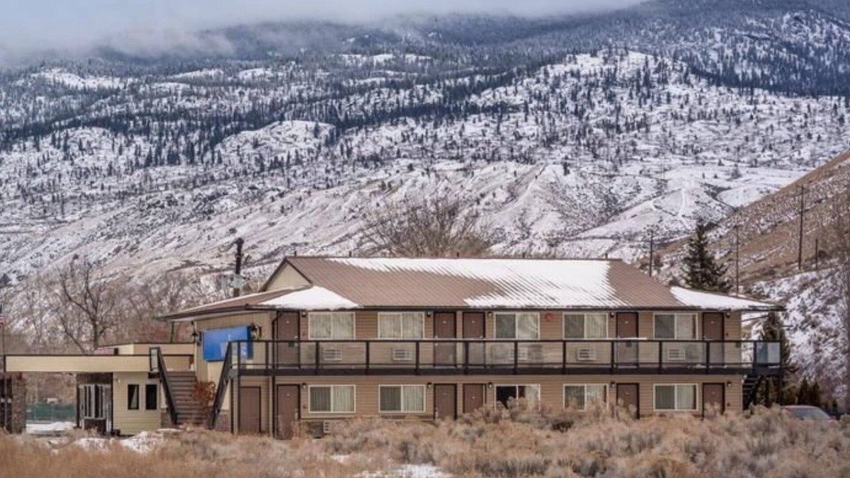 Cache Creek Hotel | Riverside Motel