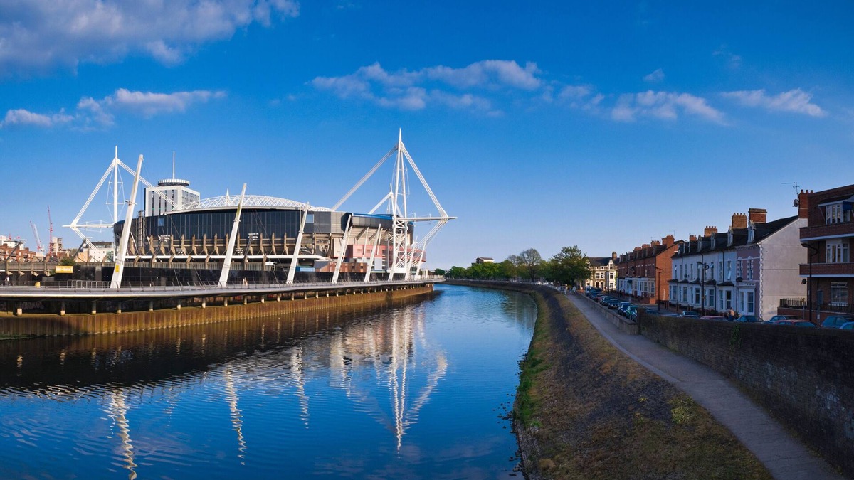 Riverside Apartment | Riverside Retreat - Cardiff